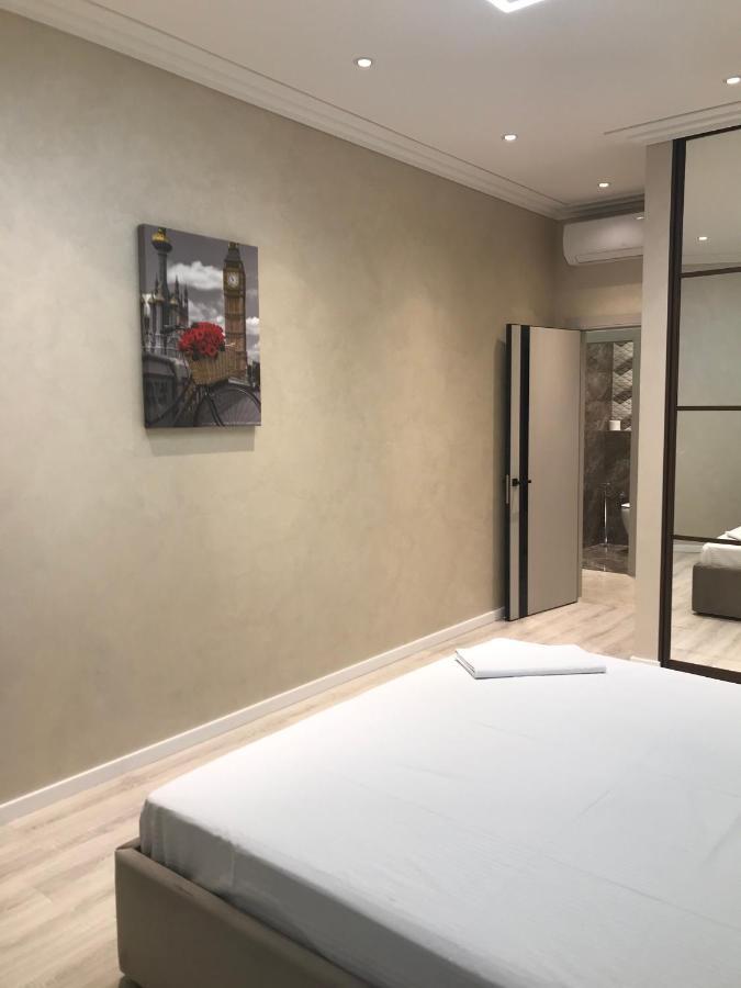 Apart Plaza 24 Киев Екстериор снимка
